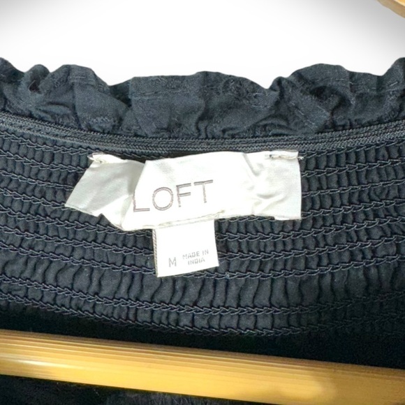 4 for $40 SALE! LOFT Eyelet Smocked Neck Flutter Sleeve Top, Black, Size M - Picture 5 of 11